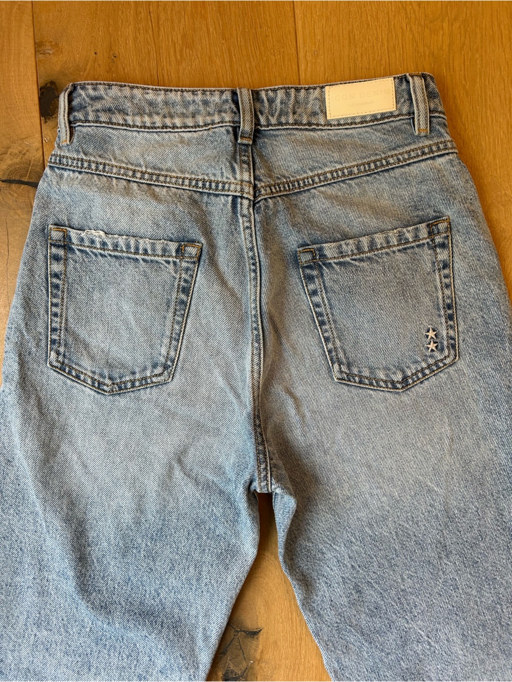 Icon Denim Bella Jeans - Size 23